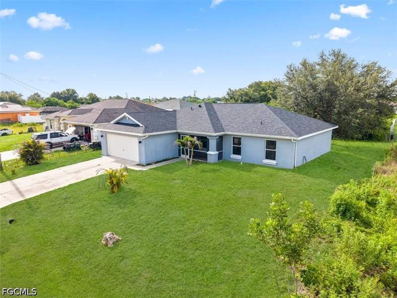 3 bedroom SingleFamilyResidence at 4004 17th St SW, Lehigh Acres, Lehigh Acres — photo 3