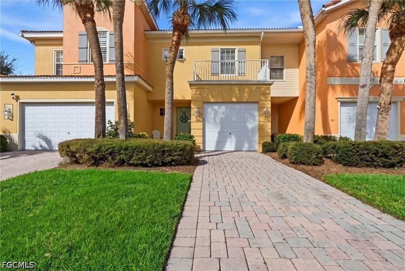 2 bedroom Townhouse at 16159 Via Solera Cir 102, Sail Harbour, Fort Myers — photo 2