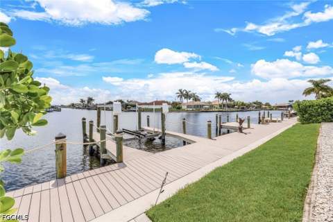 5321 SW 20th Pl, Cape Coral FL - photo 6 of 48