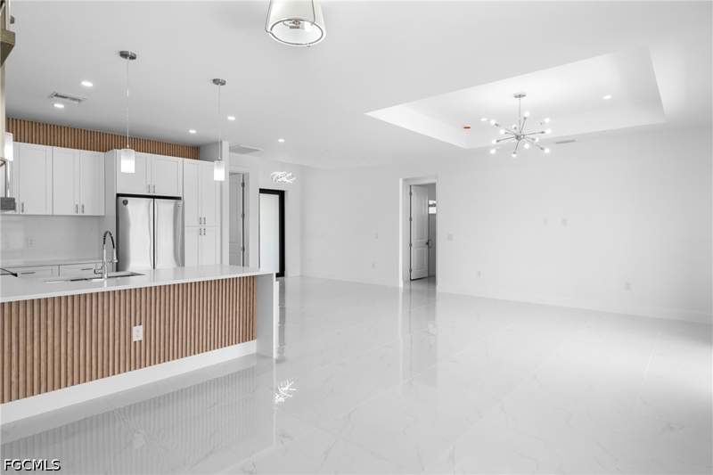 3 bedroom SingleFamilyResidence at 2517 24th St W, Lehigh Acres, Lehigh Acres — photo 4