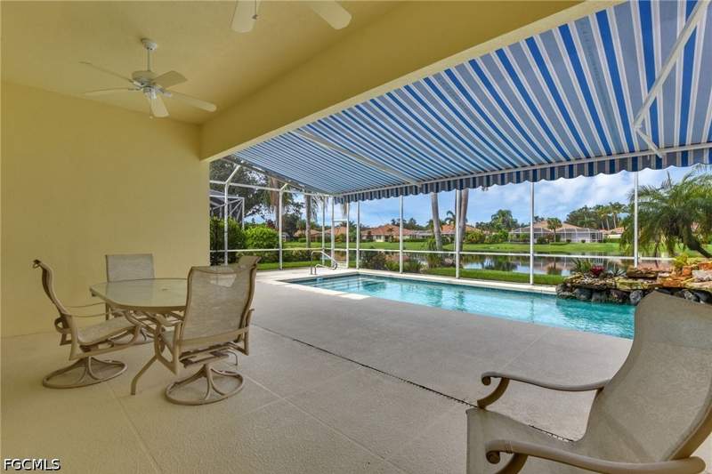 4 bedroom SingleFamilyResidence at 5843 Charlton Way, Island Walk, Naples — photo 5