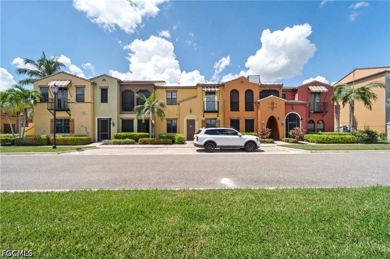 2 bedroom Condominium at 11872 Palba Way 5603, Paseo, Fort Myers — photo 2