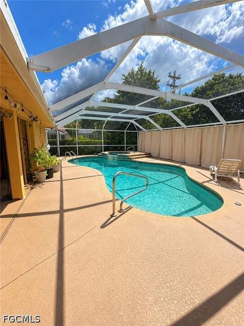 688 Morningmist Ln, Lehigh Acres FL - photo 9 of 11