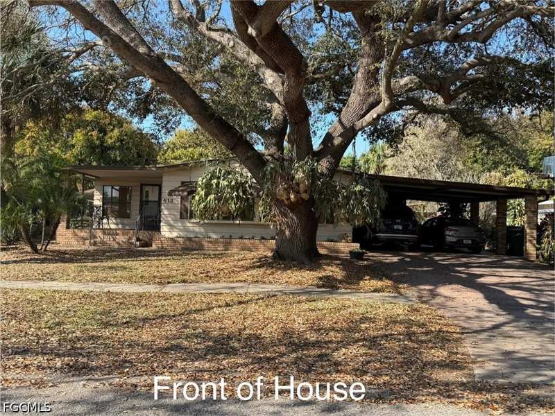2 bedroom ManufacturedHome at 613 Sabal Ave, Seminole Manor, Clewiston — photo 1