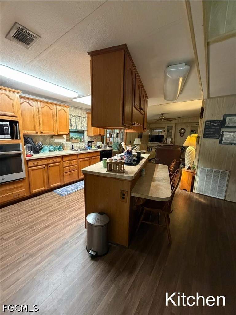 2 bedroom ManufacturedHome at 613 Sabal Ave, Seminole Manor, Clewiston — photo 3