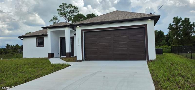3 bedroom SingleFamilyResidence at 1126 Milwaukee Blvd, Lehigh Acres, Lehigh Acres — photo 2