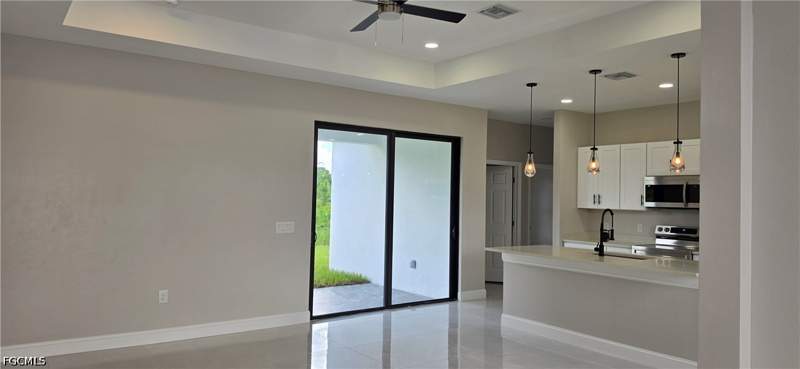 3 bedroom SingleFamilyResidence at 1126 Milwaukee Blvd, Lehigh Acres, Lehigh Acres — photo 4
