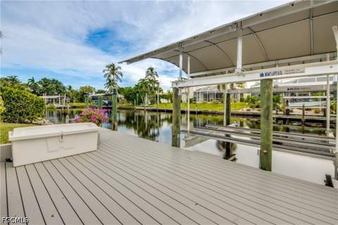 5217 SW 9th Pl, Cape Coral FL - photo 7 of 50