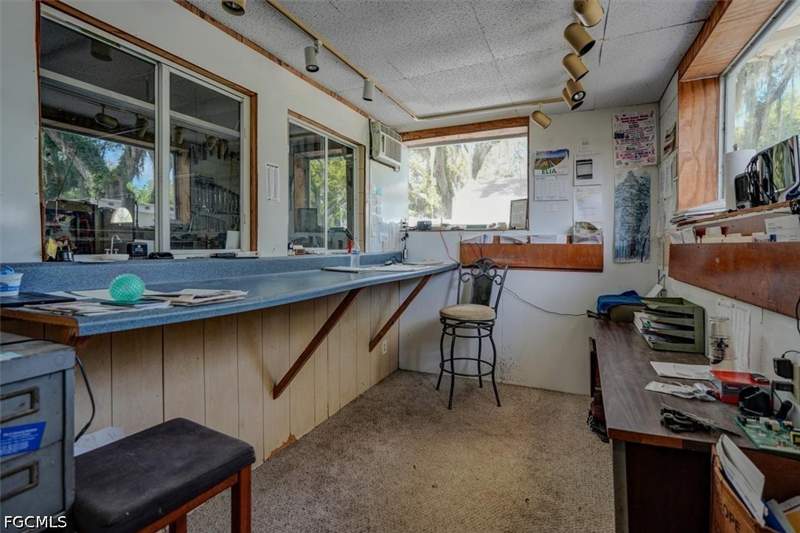 4 bedroom SingleFamilyResidence at 3144 Shell Ln, Labelle, Labelle — photo 5