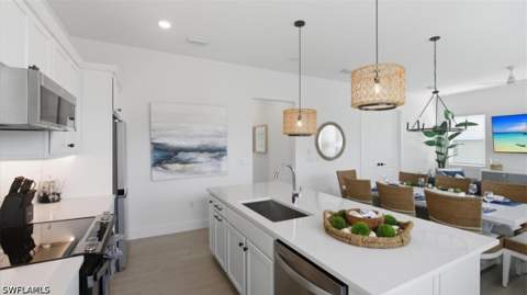 129 Pearl St, Fort Myers Beach FL - photo 10 of 47