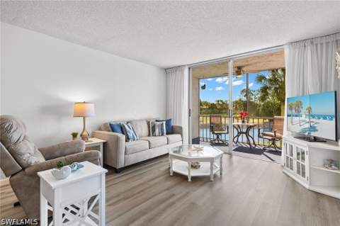 200 Forest Lakes Blvd 204, Naples FL - photo 10 of 31
