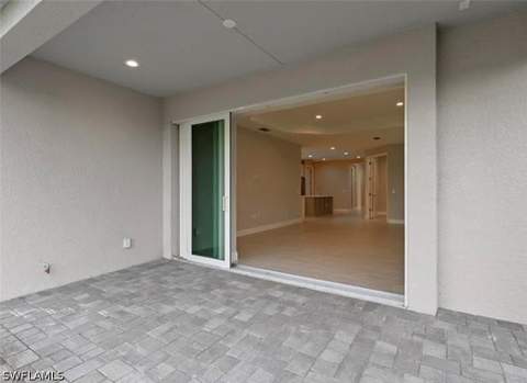 4636 Skysail Dr, Naples FL - photo 19 of 31
