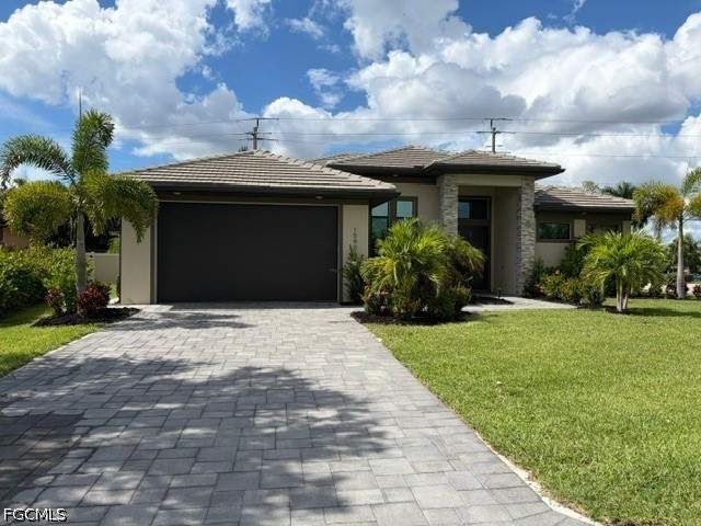 3 bedroom SingleFamilyResidence at 15901 Chance Way, Kelly McGregor, Fort Myers — photo 2