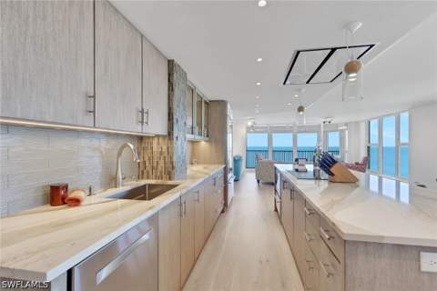 10701 Gulf Shore Dr 901, Naples FL - photo 12 of 49
