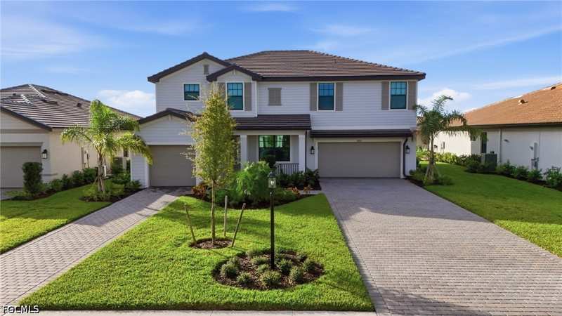5 bedroom SingleFamilyResidence at 18707 Ivywood Pl, Verdana Village, Estero — photo 1
