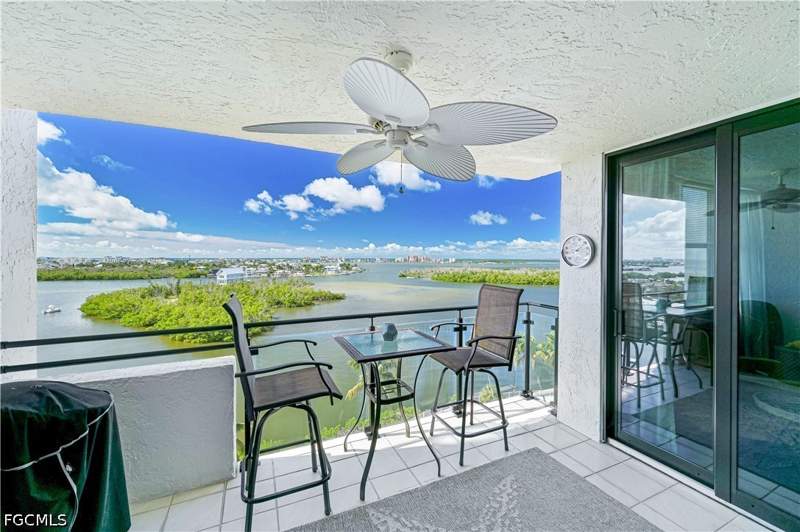 1 bedroom Condominium at 18120 San Carlos Blvd 904, Boardwalk Caper, Fort Myers Beach — photo 3