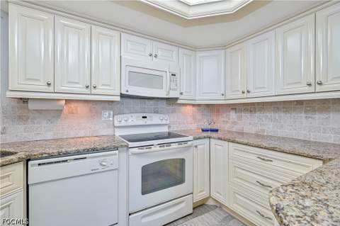 18120 San Carlos Blvd 904, Fort Myers Beach FL - photo 9 of 39
