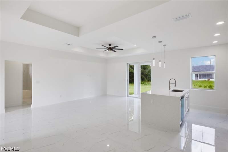 3 bedroom SingleFamilyResidence at 3709 18th St W, Lehigh Acres, Lehigh Acres — photo 4