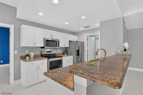 5111 Atlantic Ct 106, Cape Coral FL - photo 13 of 50