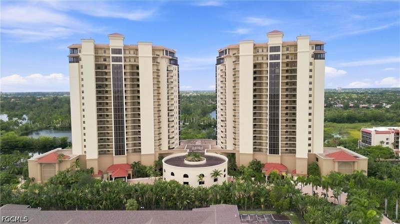 3 bedroom Condominium at 14380 Riva Del Lago Dr 2003, Riva Del Lago, Fort Myers — photo 2