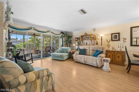 2342 Burton Ave, Fort Myers FL - photo 7 of 31