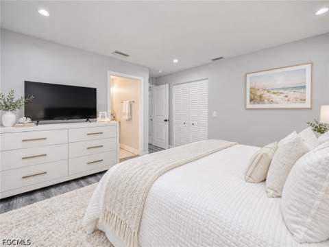 1089 N Town And River Dr, Fort Myers FL - photo 17 of 31