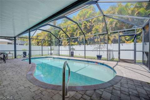 1089 N Town And River Dr, Fort Myers FL - photo 21 of 31