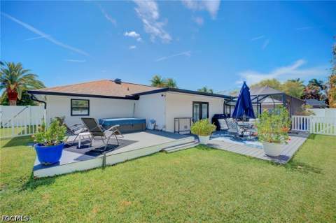 1089 N Town And River Dr, Fort Myers FL - photo 23 of 31