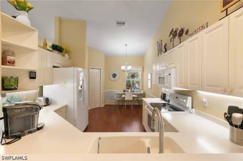 8140 Chancel Ct 2, Naples FL - photo 6 of 39