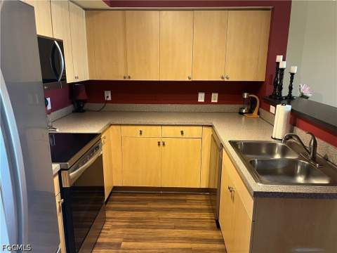 8754 River Homes Ln 8306, Bonita Springs FL - photo 9 of 20