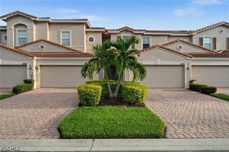 3 bedroom Townhouse at 4000 Cherrybrook Loop, Townhomes Of San Simeon, Fort Myers — photo 1