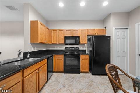 4000 Cherrybrook Loop, Fort Myers FL - photo 17 of 60