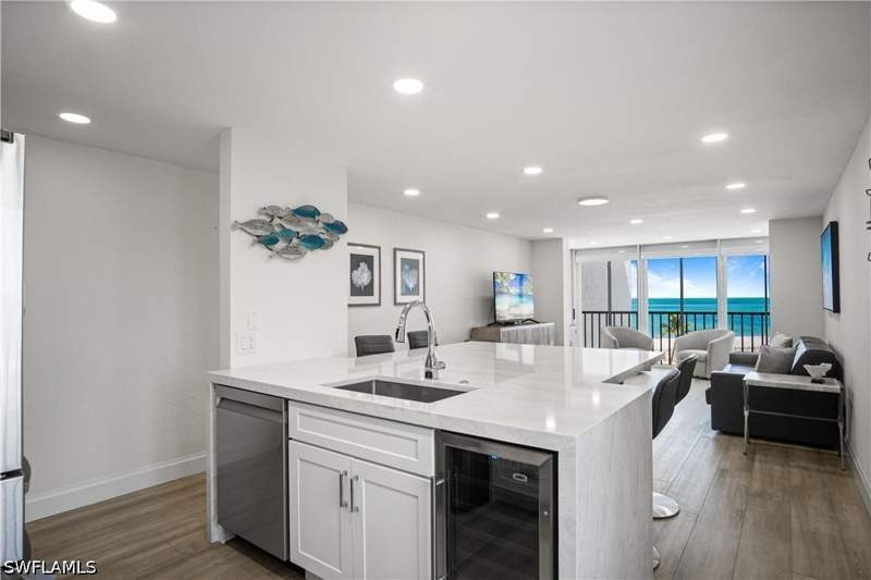 1 bedroom Condominium at 25820 Hickory Blvd 301, Seascape Condo, Bonita Springs — photo 2