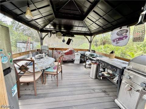 325 Wellington Ave, Lehigh Acres FL - photo 20 of 42