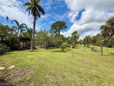 325 Wellington Ave, Lehigh Acres FL - photo 23 of 42