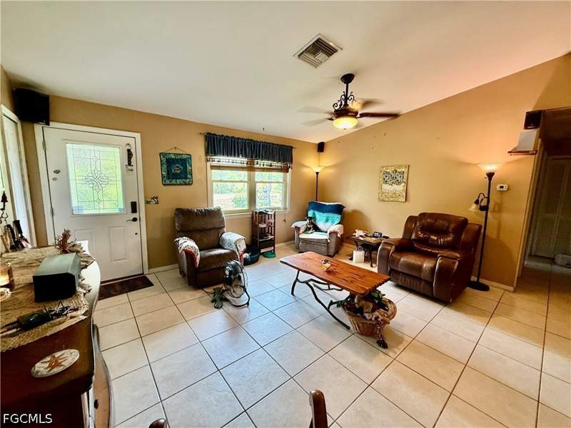 3 bedroom SingleFamilyResidence at 325 Wellington Ave, Lehigh Acres, Lehigh Acres — photo 5
