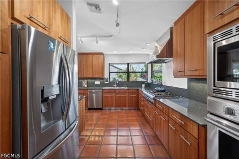 13290 Electron Dr, Fort Myers FL - photo 23 of 59