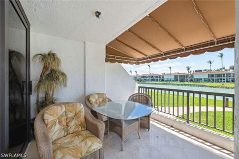 2310 Gulf Shore Blvd N 112, Naples FL - photo 15 of 38