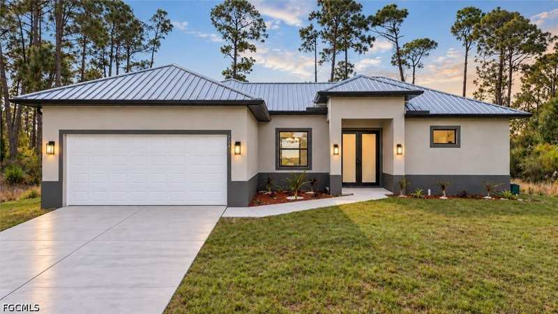 3 bedroom SingleFamilyResidence at 754 Genoa Ave S, Lehigh Acres, Lehigh Acres — photo 1