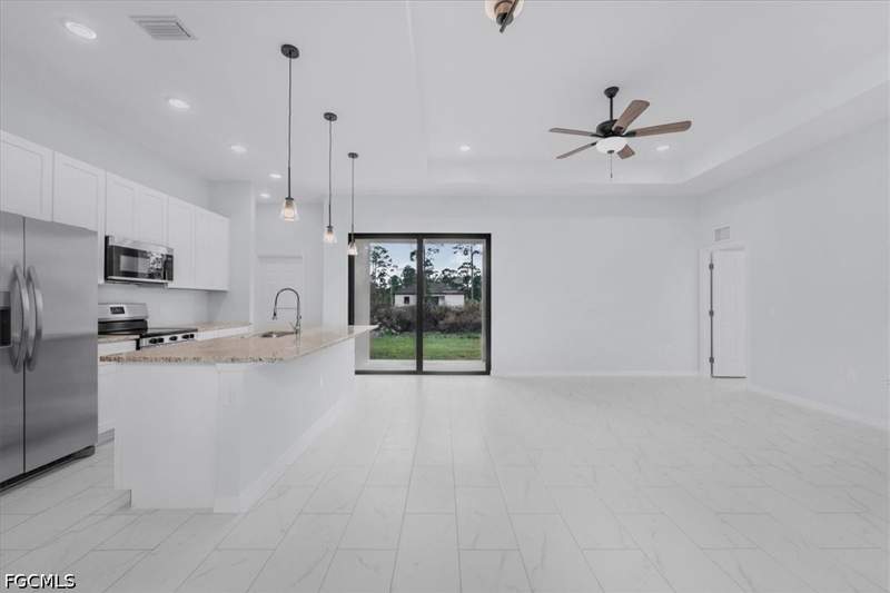 3 bedroom SingleFamilyResidence at 754 Genoa Ave S, Lehigh Acres, Lehigh Acres — photo 3