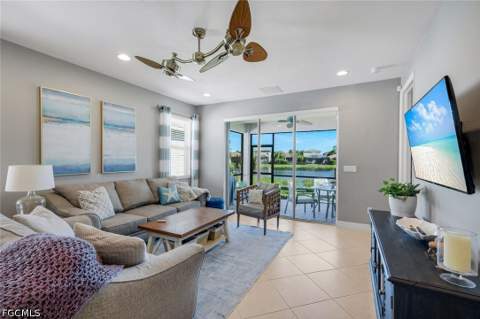 10443 Spruce Pine Ct, Fort Myers FL - photo 17 of 46