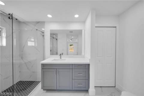 1021 Pilgrim St E, Lehigh Acres FL - photo 19 of 39
