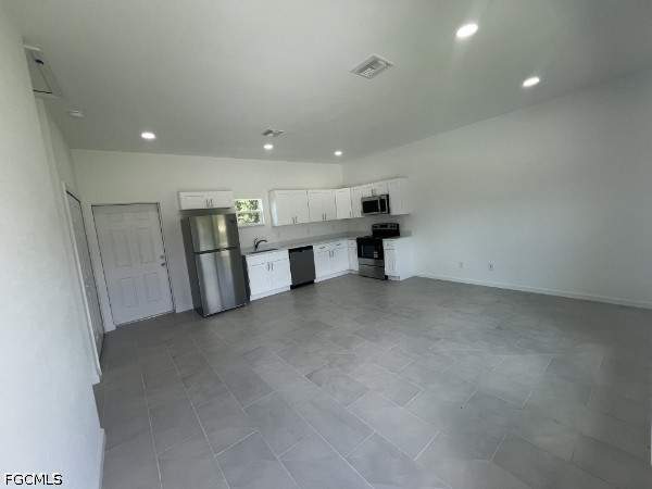 1 bedroom SingleFamilyResidence at 706 Azure Ave, Lehigh Acres, Lehigh Acres — photo 5