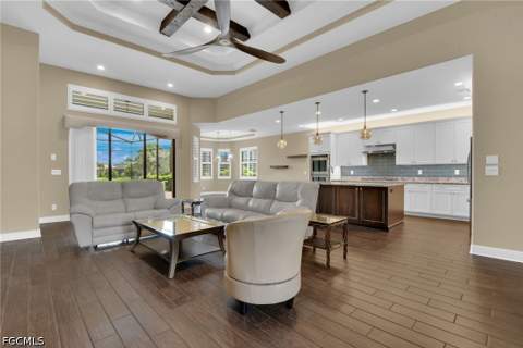 10505 Valencia Lakes Dr, Bonita Springs FL - photo 7 of 61