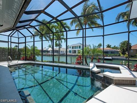 466 Clifton Ct, Marco Island FL - photo 11 of 41