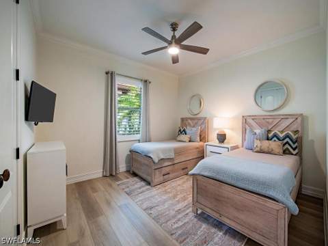 466 Clifton Ct, Marco Island FL - photo 15 of 41