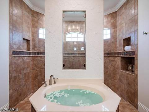 466 Clifton Ct, Marco Island FL - photo 22 of 41