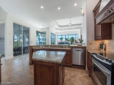 466 Clifton Ct, Marco Island FL - photo 6 of 41