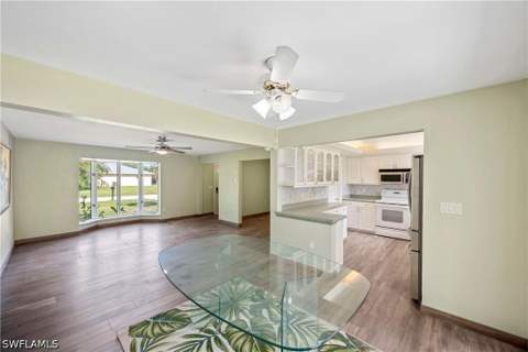 4656 Capri Dr, Naples FL - photo 8 of 21