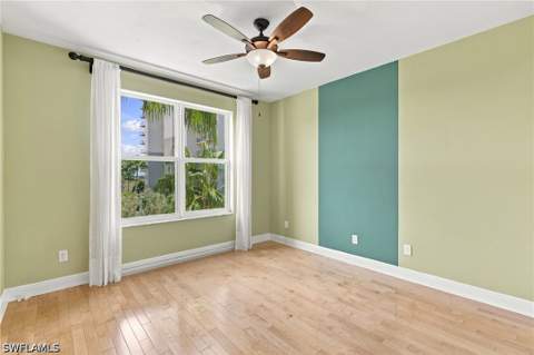 430 Cove Tower Dr 501, Naples FL - photo 20 of 38